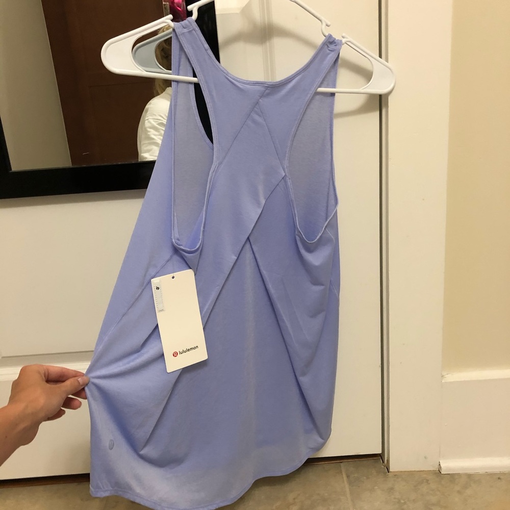 Lululemon tank